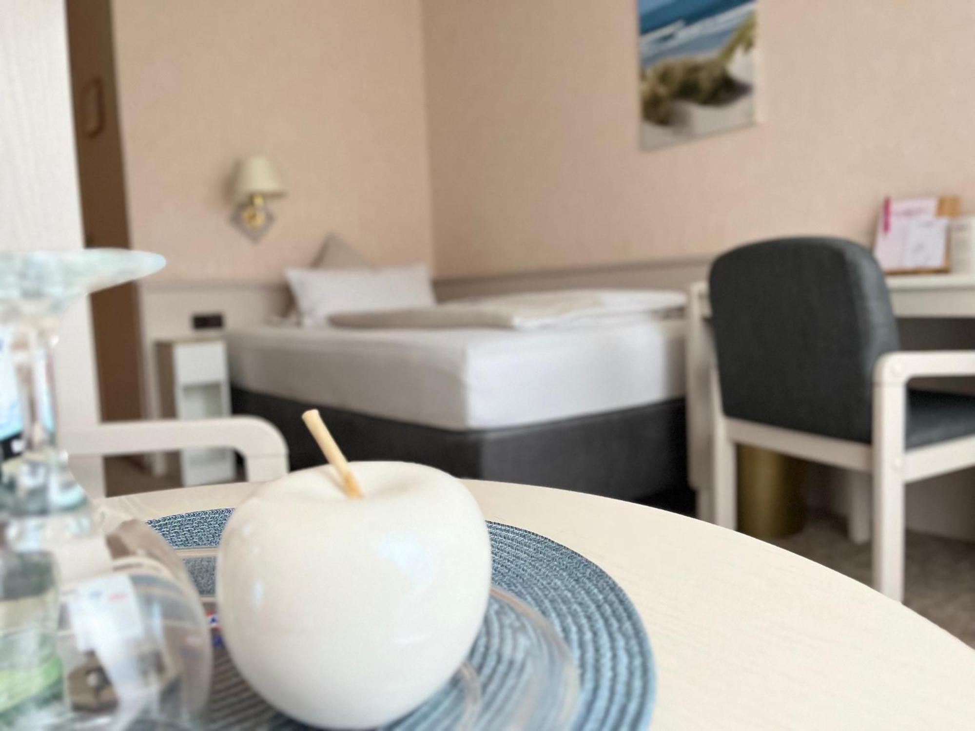 Hotel Zum Rosenteich باد سفيشنآن المظهر الخارجي الصورة